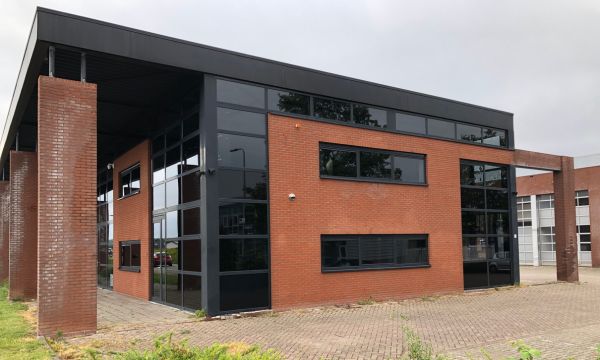Kantoor van LBMC aan de Boelewerf in Ridderkerk